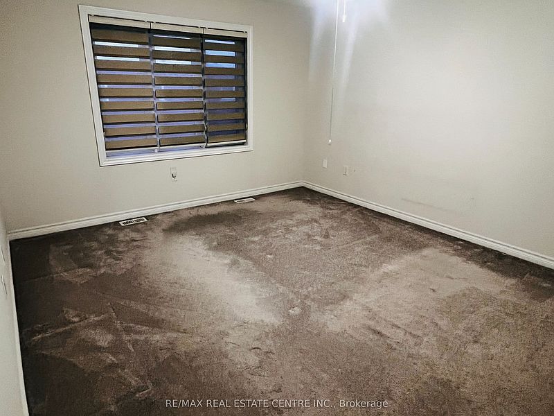 Brampton Townhouse for rent - 3 Bedrooms — photo 14