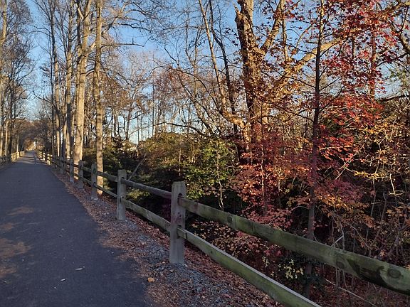 Beautiful bike path conveniently at end of cul-de-sac for outdoor enthusiasts.
