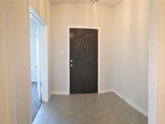 3rd image of 147 Nix Dr
