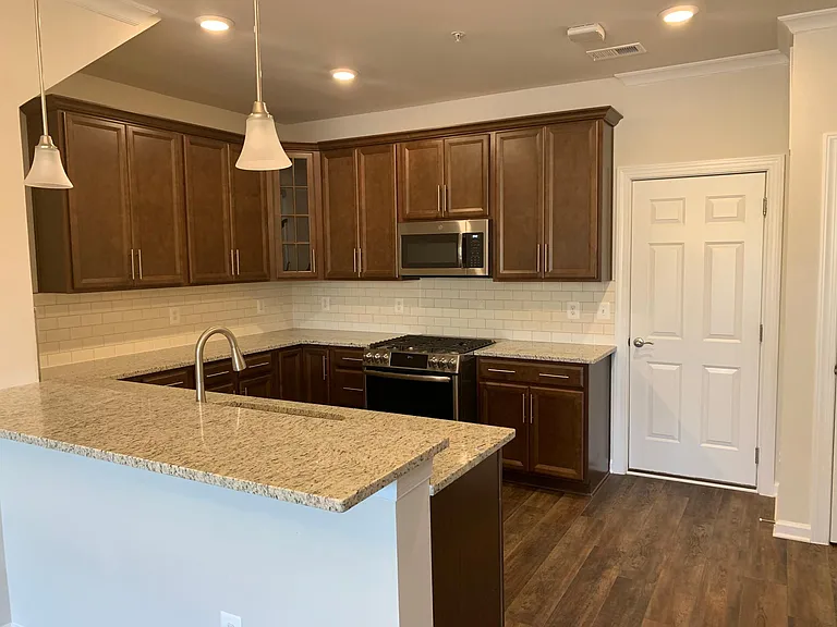 20768 Wood Quay Dr — Photo 7