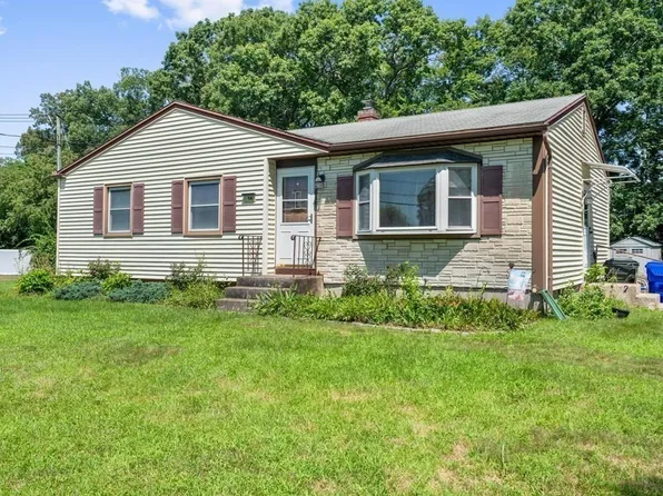 14 Sunbrier Rd, Springfield, MA 01129