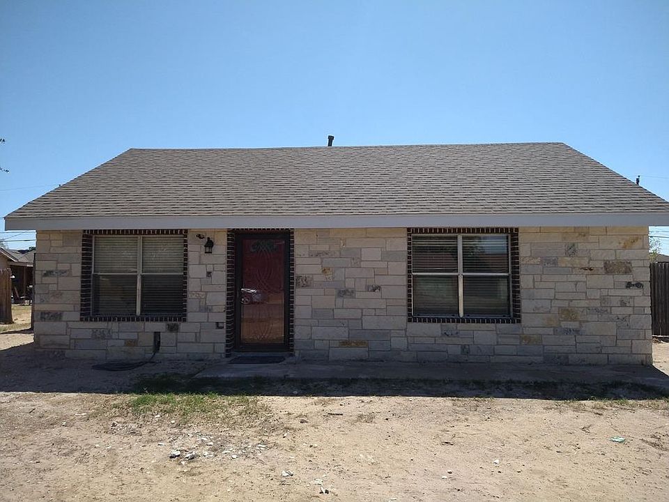 1st image of 1814 E Oak Ave