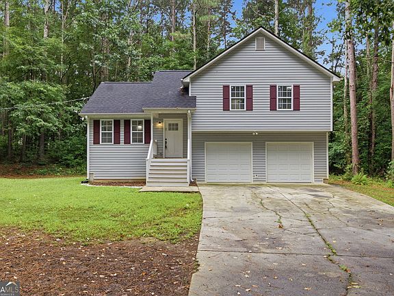 3rd image of 46 Conifer Ln
