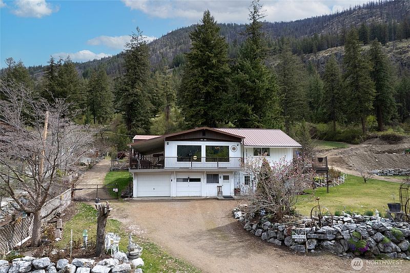 2nd image of 1622 Loomis Oroville Road