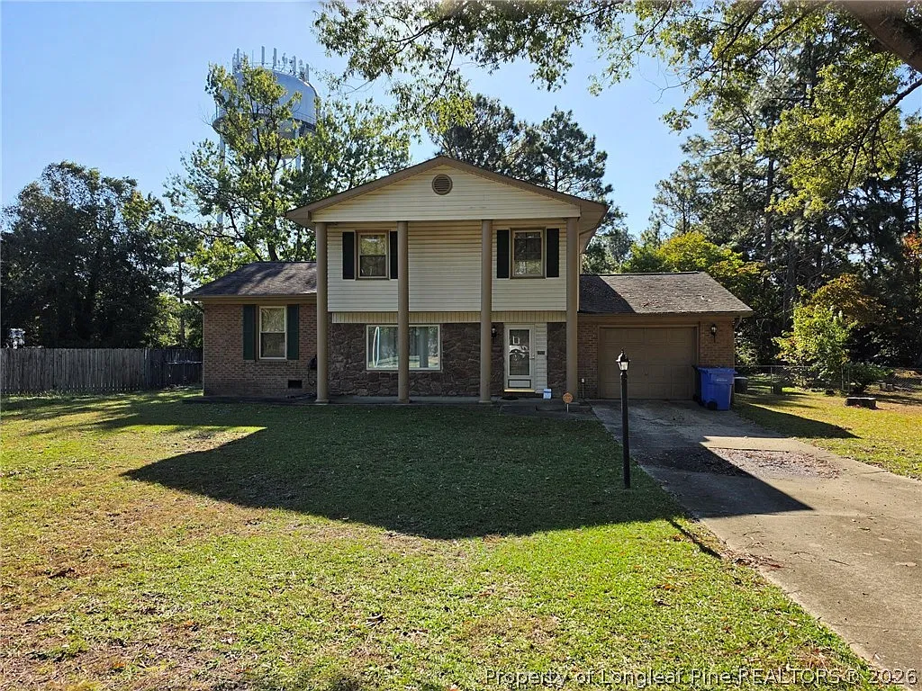 3 bed, 2.5 bath, 1821 sqft, $1,750 — Photo 2