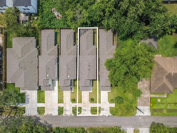 2nd image of 324 Gans St #B