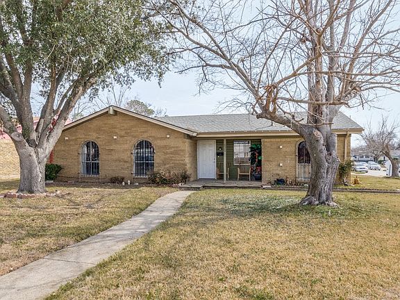 2nd image of 630 E Oates Rd