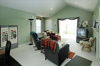 3rd image of 342 Ashton Lake Dr