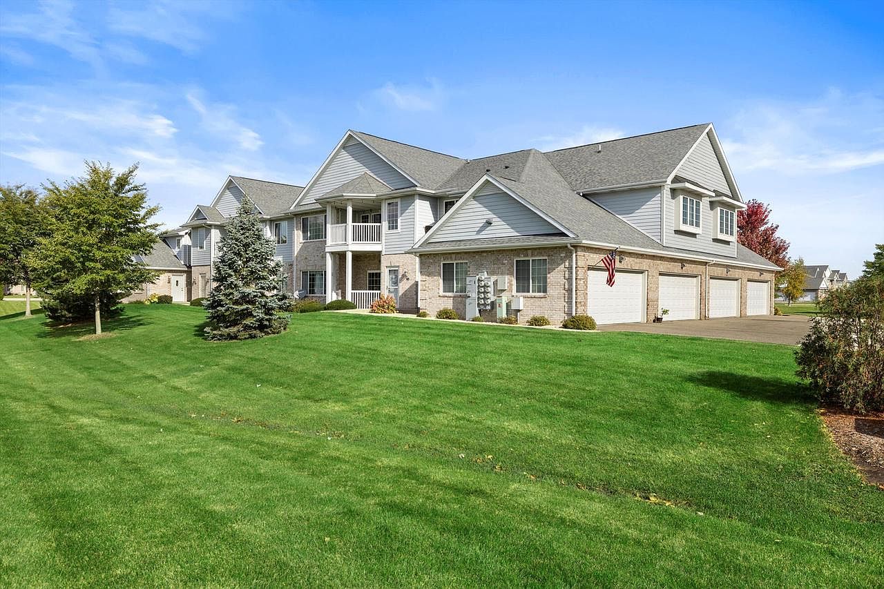 9274 Creekside CIRCLE UNIT 232, Pleasant Prairie, WI 53158 MLS