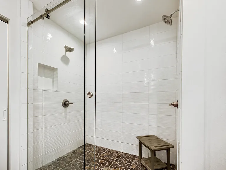 809 Virginia Ave — Photo 34