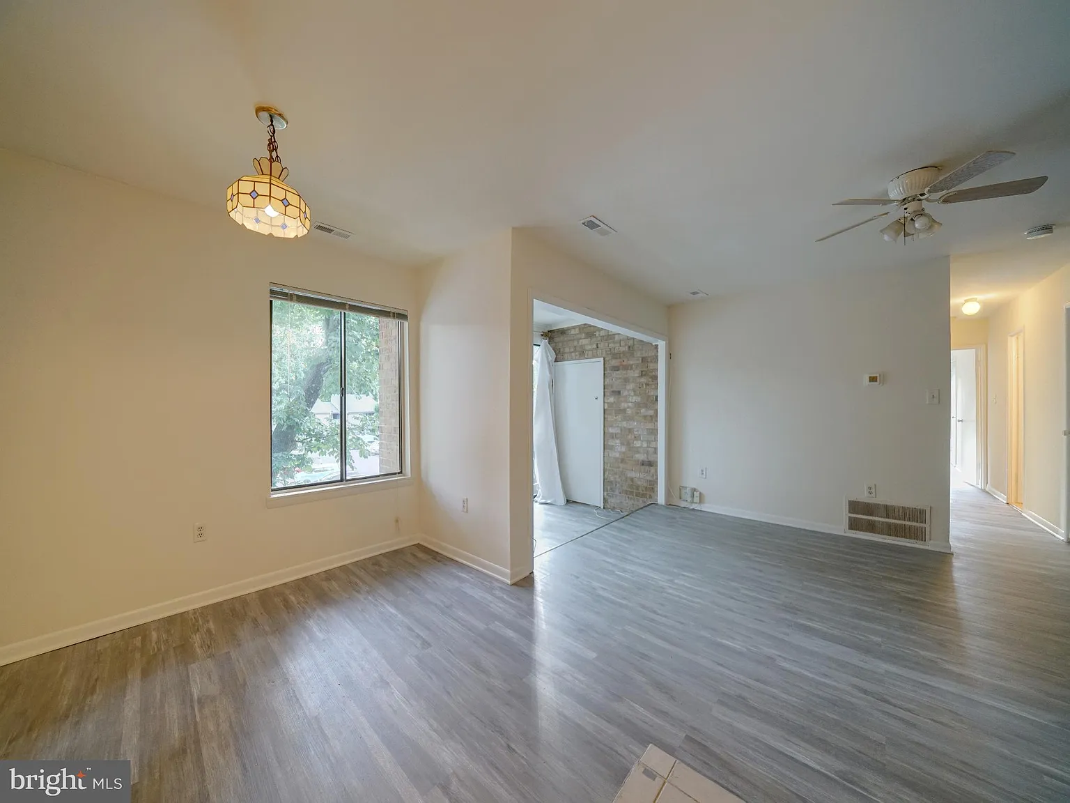 2 bed, 1.5 bath, 960 sqft, $1,750 — Photo 4