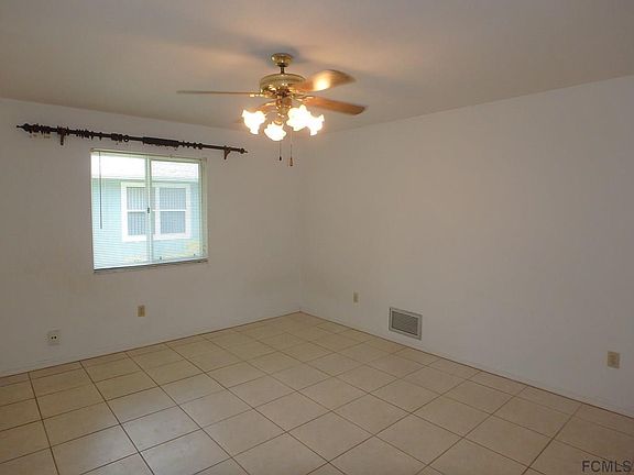 4th image of 52 Treetop Cir