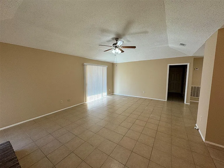 7430 Lobera Dr — Photo 3