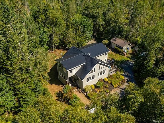 2nd image of 39 Ghost Rd