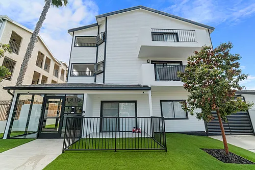 1410 Coronado Ave #1 Photo 1