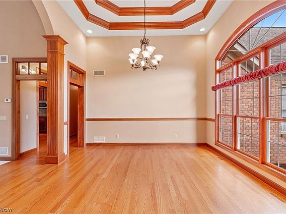 4th image of 2366 Carrington St NW