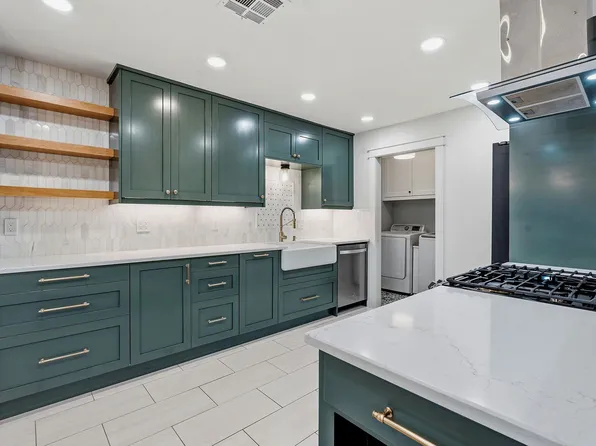 1701 W Braker Ln #A, Austin, TX 78758