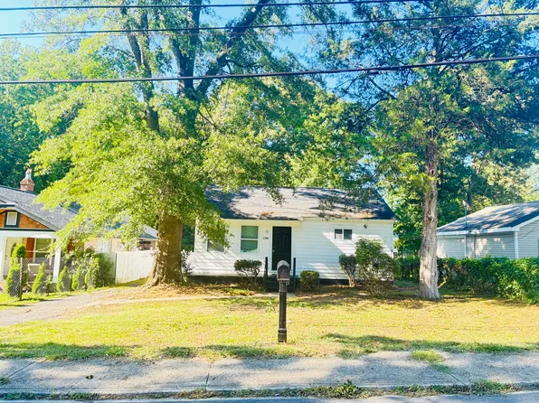 1106 W Davidson Ave, Gastonia, NC 28052
