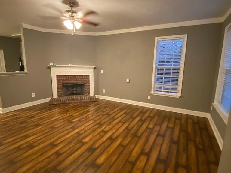 1714 Heights Cir NW — Photo 5