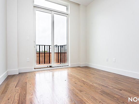 2nd image of 317 Franklin Ave #4B