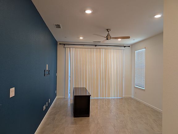 Vibrant Living space !!