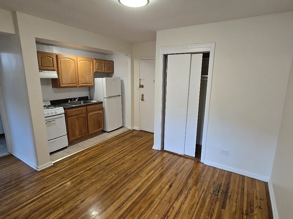 2nd image of 21212 73rd Ave APT 4C