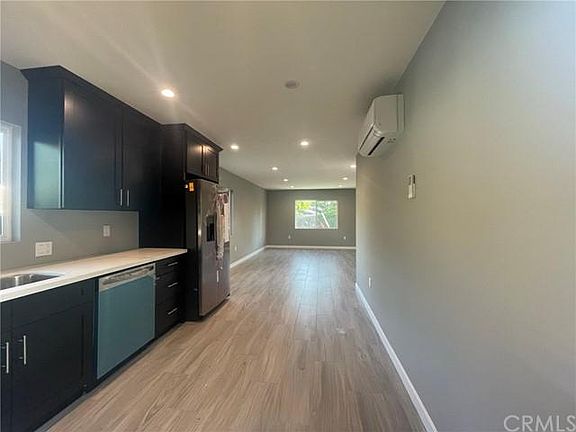 2nd image of 1112 Graynold Ave #A