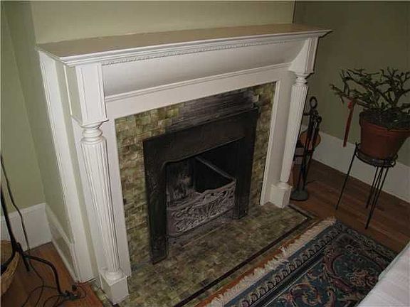 5th image of 161 Morgan St