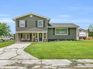 450 John St, Paxton, IL 60957