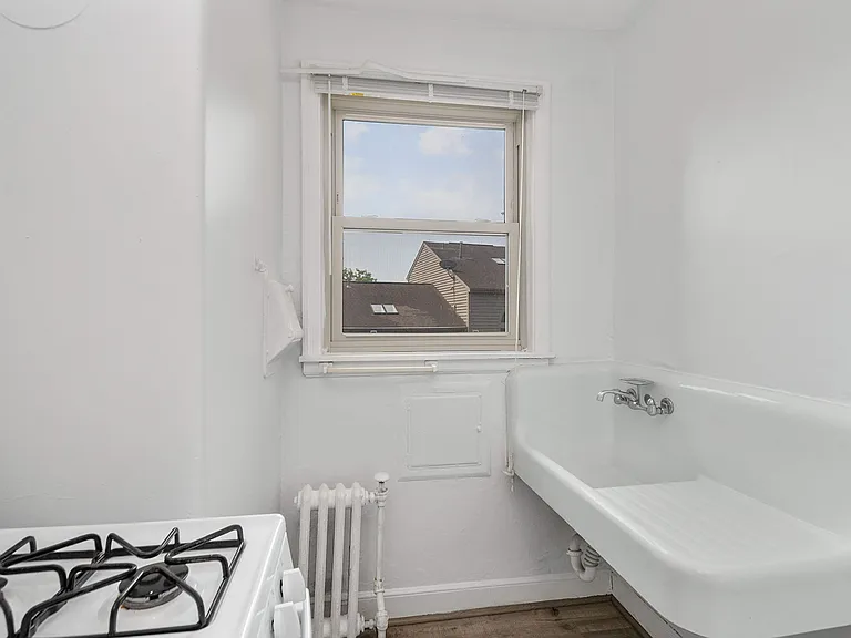 2628 Cleinview Avenue — Photo 18