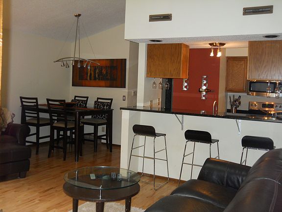 4th image of 226 Monmouth Way