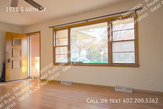 3 bed, 1280 sqft, $1,725 — Photo 3