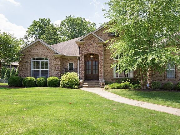 2nd image of 203 Cypress Chase Dr