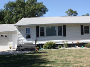 608 S Spruce St, Arlington, SD 57212
