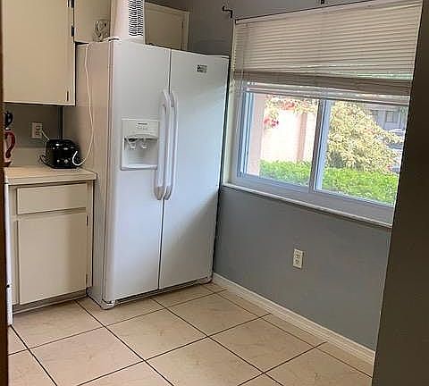 3rd image of 9841 River Crest Ct