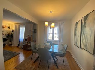 26-31 28th St #3, Astoria, NY 11102