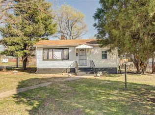 792 N 39th St, East Saint Louis, IL