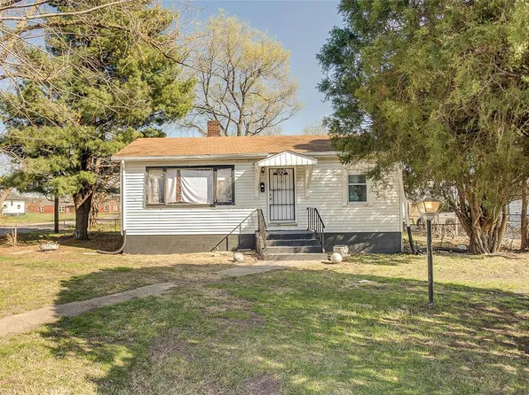 792 N 39th St, East Saint Louis, IL 62205