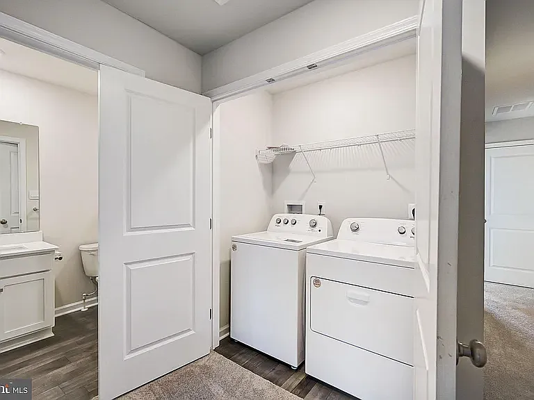 237 Mazzeo Dr — Photo 24