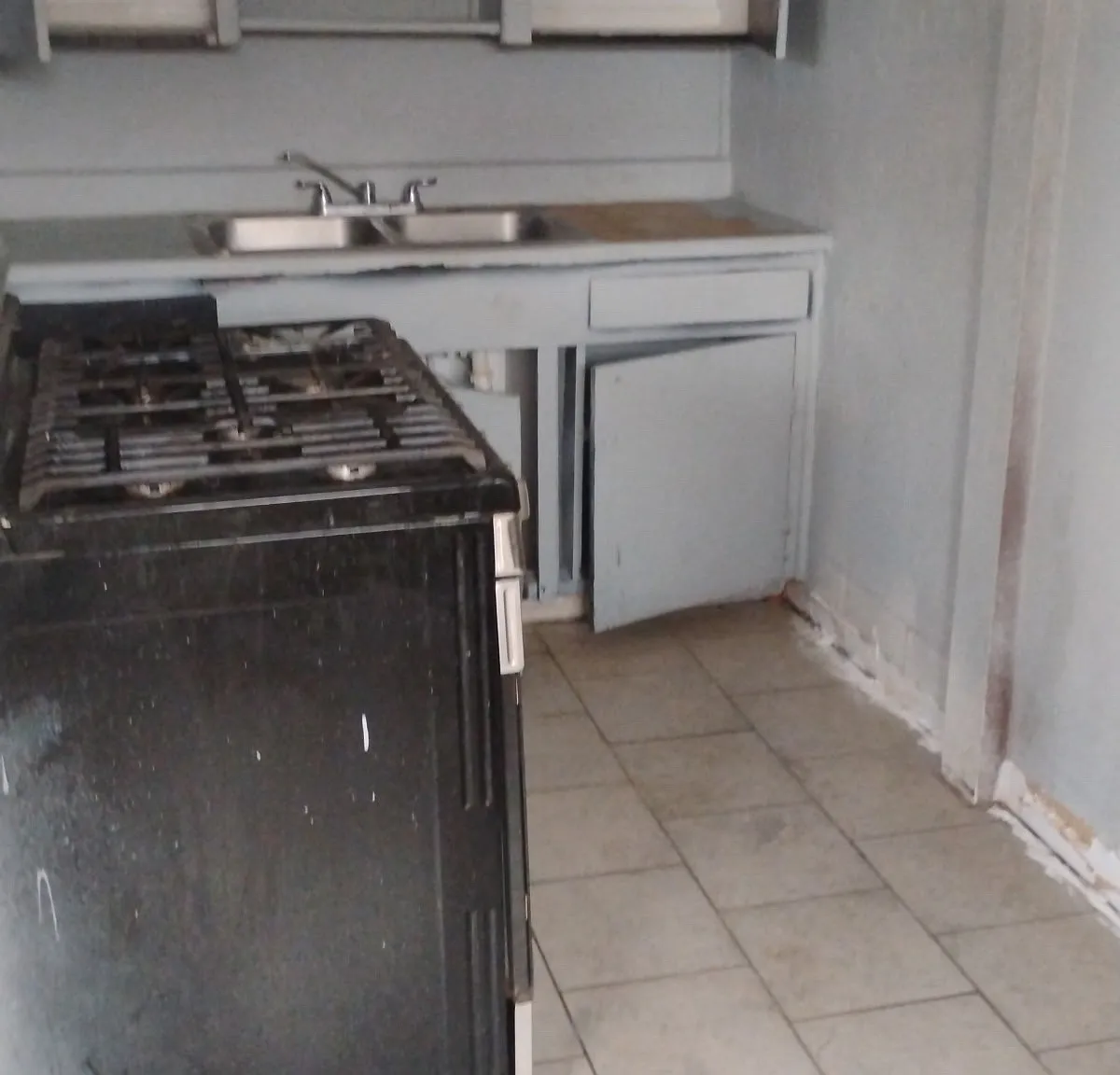 1 bed, 1100 sqft, $995 — Photo 3
