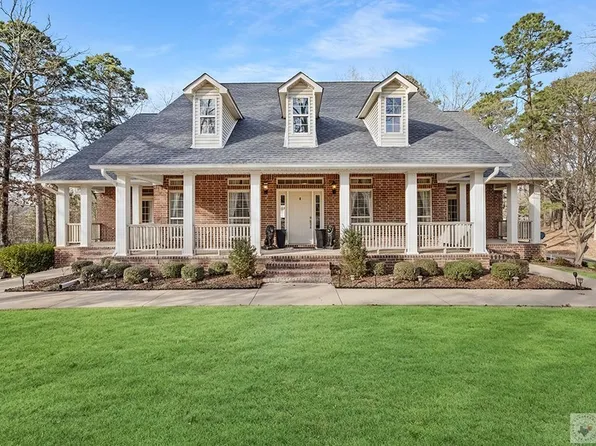 9 Northern Hills Pl, Texarkana, AR 71854