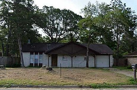 1st image of 2304 Yosemite Dr