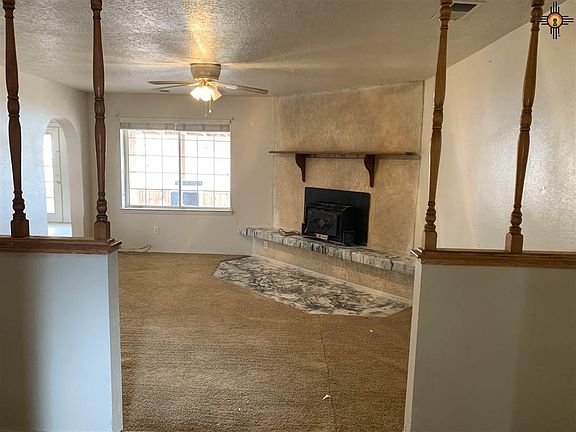 2nd image of 1729 Del Norte Blvd