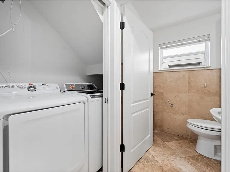 2922 Virginia St #2922 — Photo 7