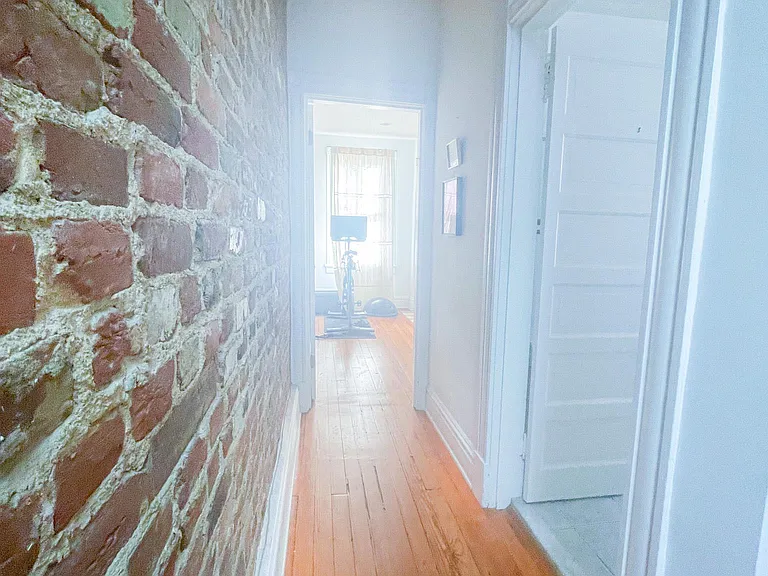 205 N Stafford Ave #2 — Photo 5