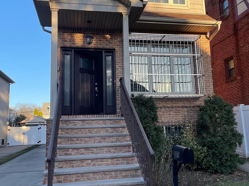 1st image of 371 Sharon Ave