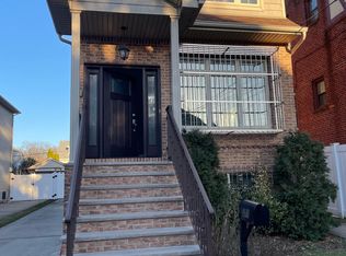 371 Sharon Ave, Staten Island, NY 10301