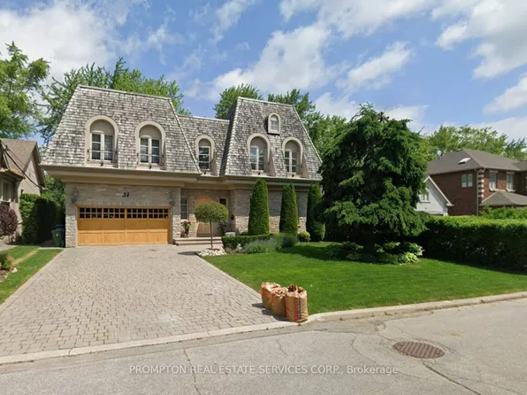 34 Grangemill Cres, Toronto, ON M3B 2J2