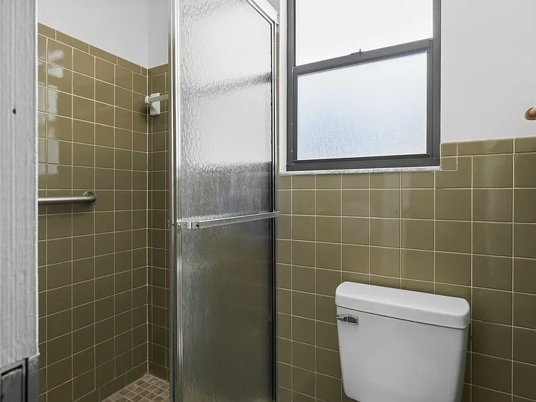 512 Monroe Ave — Photo 24