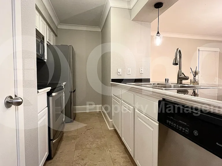 5925 E University Blvd #132 — Photo 5